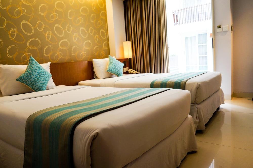 Holiday Inn Express Bali Sunset Road By Ihg Кута Екстериор снимка